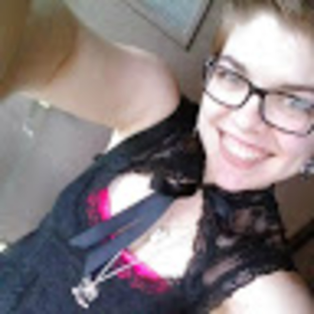 Meet your Posher, Aja